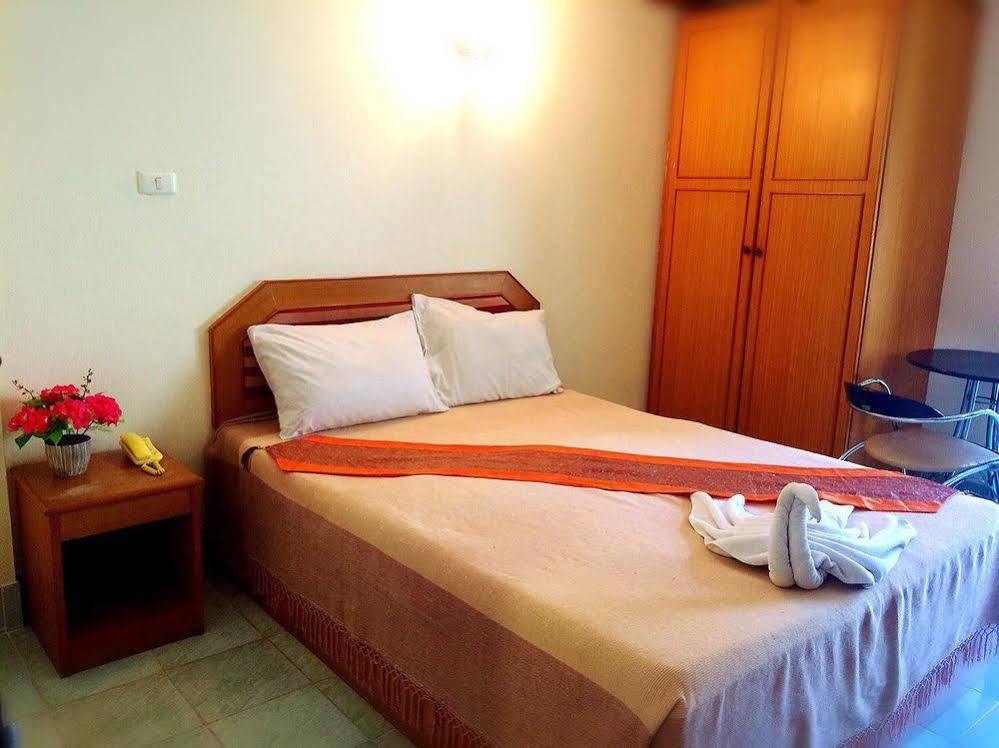 Hotel Shagwell Mansions Pattaya Exterior foto